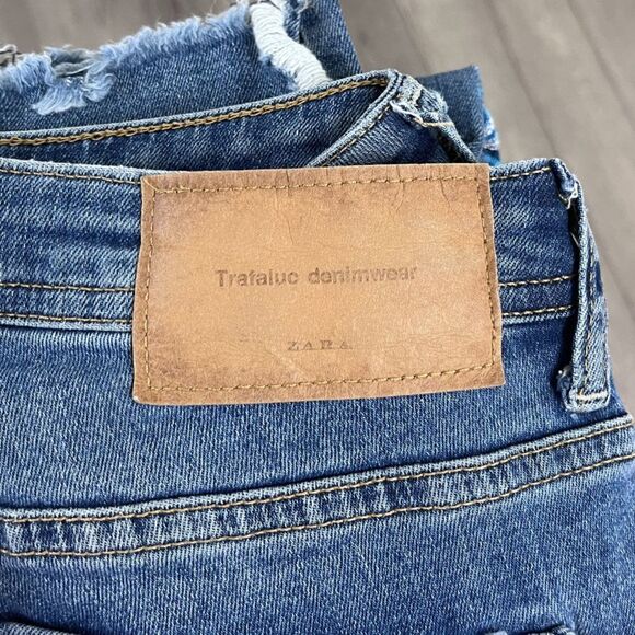 Zara Trafaluc Women Size 4 Embroidered Floral Skinny Leg Cotton Distressed Jeans - Picture 10 of 11